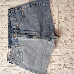 GAP WOMENS SKY HIGH-RISE FESTIVAL JEAN SHORTS